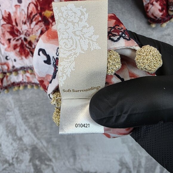 Soft Surroundings Rosada Blouse Womens Small Pink Floral Pom Pom Boho Top NWT - Picture 11 of 12